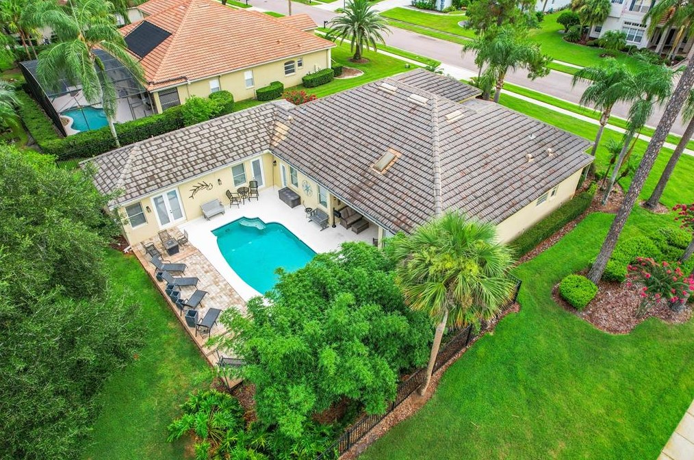 1722 Redwood Grv Ter, Lake Mary FL  32746-4418 exterior
