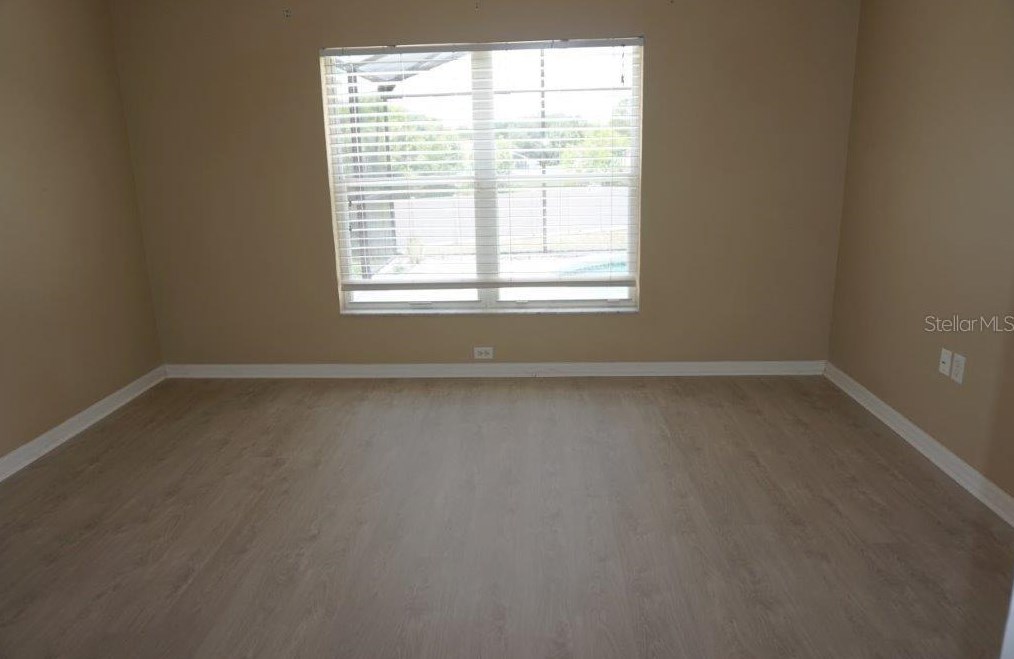 242 Casterton Cir, Davenport FL 33897-3695 exterior