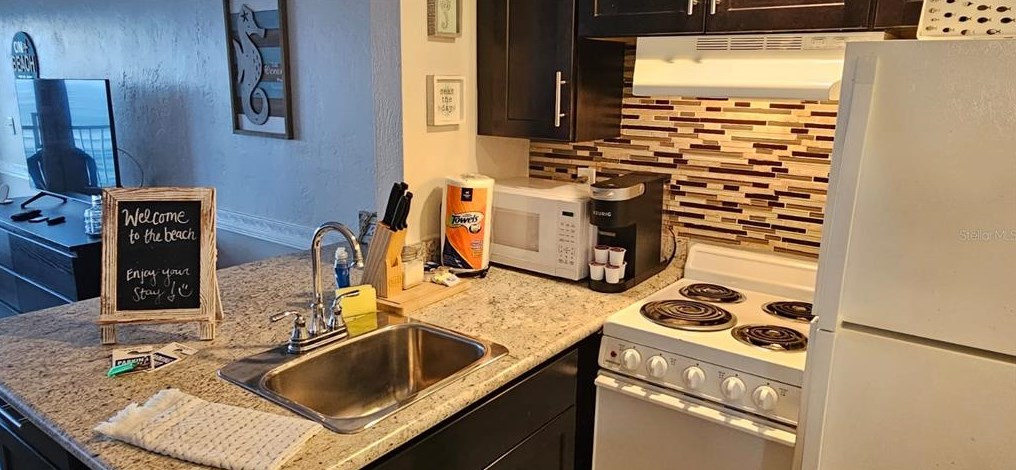 3501 Atlantic Ave, Daytona Beach FL 32118-7600 exterior