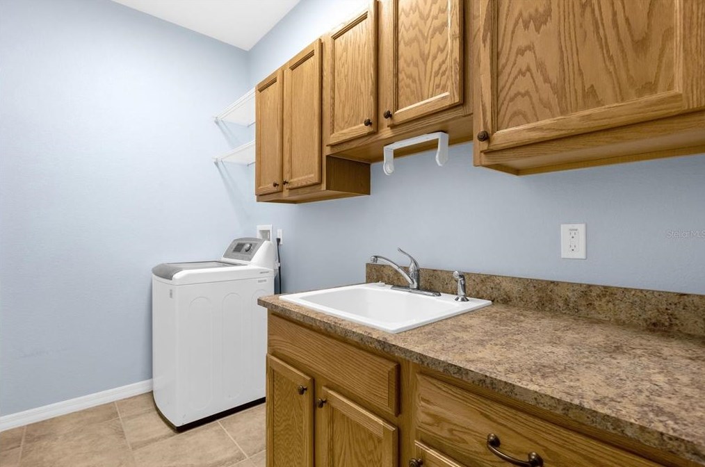 502 Victoria Hills Dr, Deland FL  32724-8826 exterior