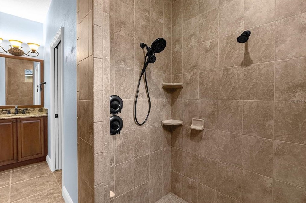 502 Victoria Hills Dr, Deland FL  32724-8826 exterior