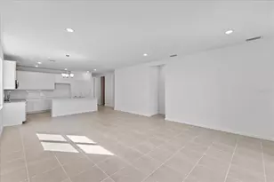 9572 Vibrant Ln, Venice, FL 34292 - Photo 3