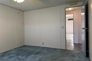 550 St Johns Rd, Tavares, FL 32778 - Photo 27