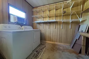 550 St Johns Rd, Tavares, FL 32778 - Photo 31