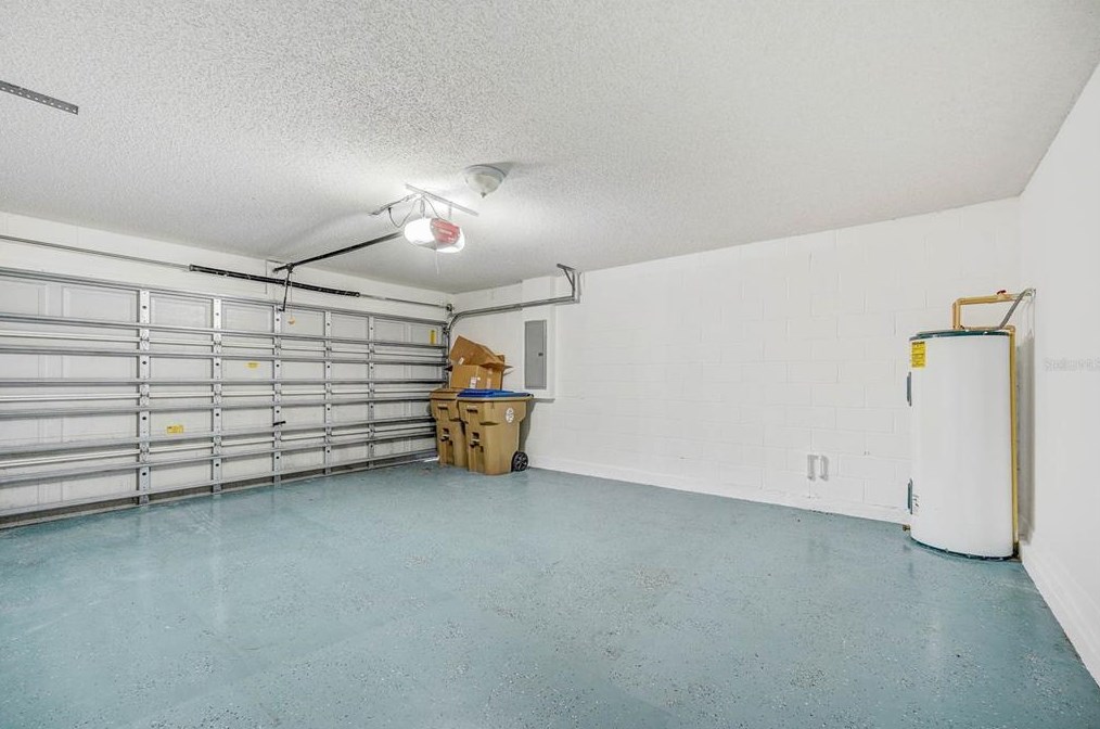 2390 Andrews Valley Dr, Kissimmee FL  34758-1709 exterior