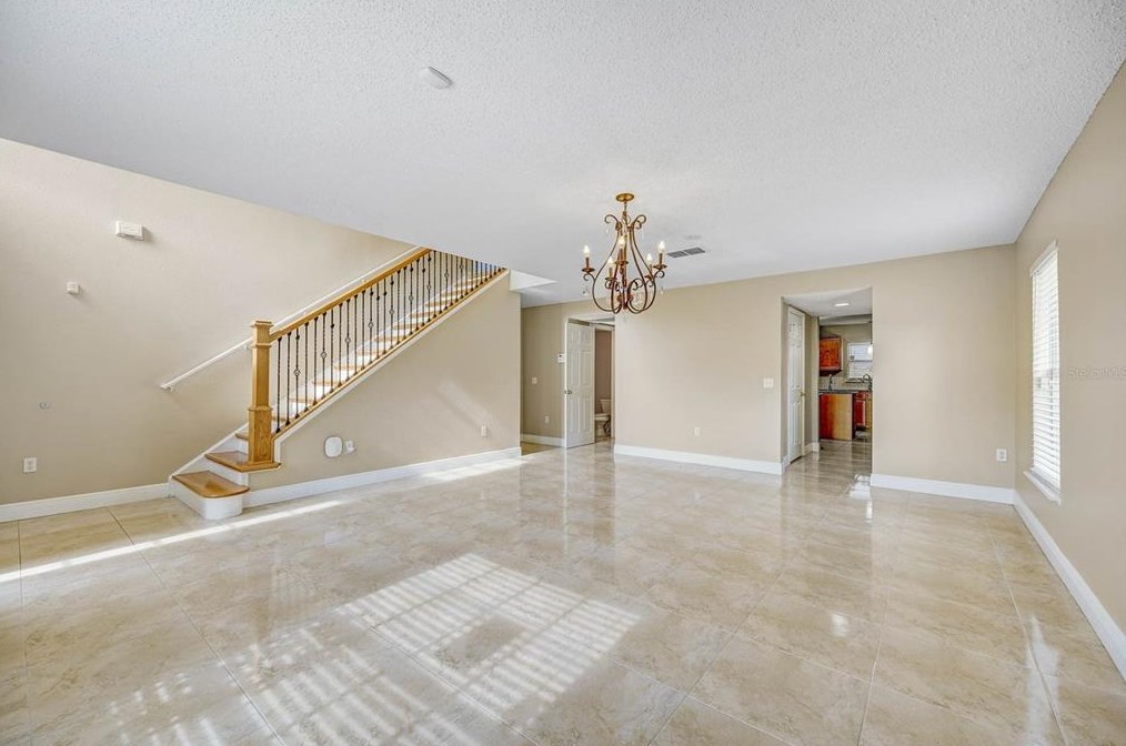 2390 Andrews Valley Dr, Kissimmee FL  34758-1709 exterior