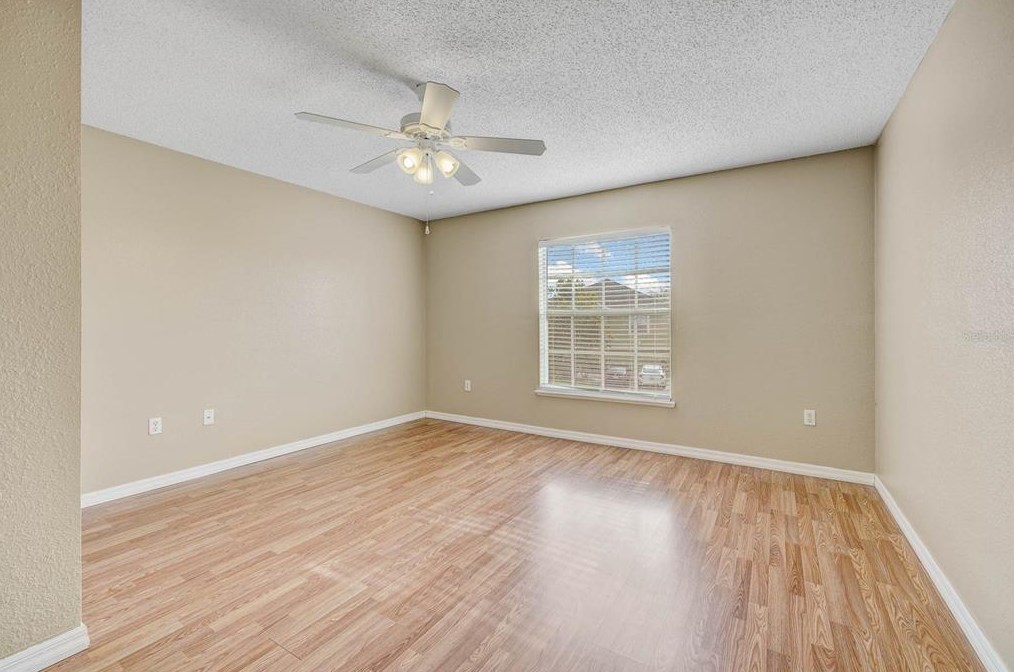 2390 Andrews Valley Dr, Kissimmee FL  34758-1709 exterior