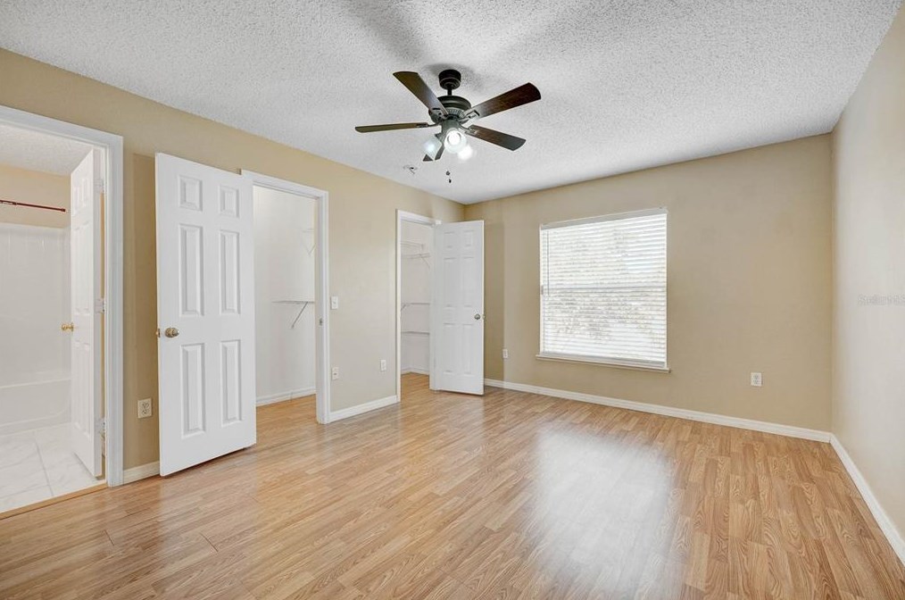 2390 Andrews Valley Dr, Kissimmee FL  34758-1709 exterior