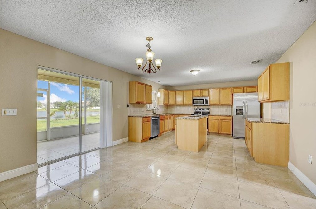 2390 Andrews Valley Dr, Kissimmee FL  34758-1709 exterior