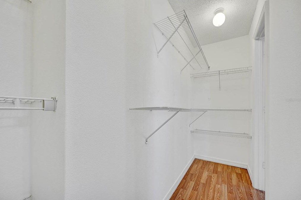 2390 Andrews Valley Dr, Kissimmee FL  34758-1709 exterior