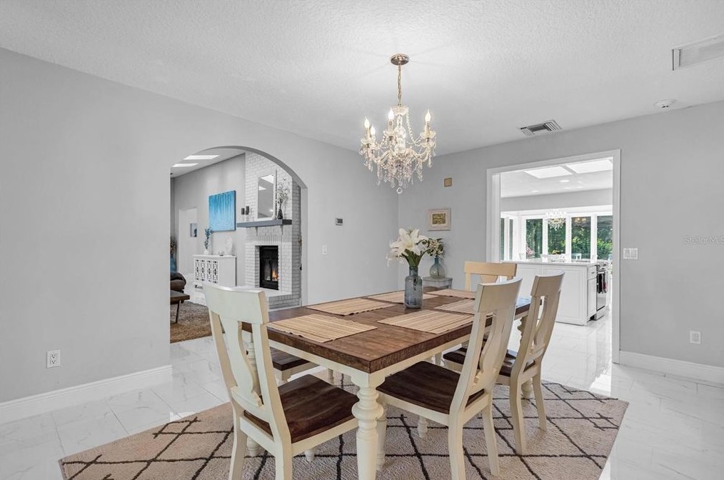 2331 Spg Lndg Blvd, Longwood FL  32779-3706 exterior