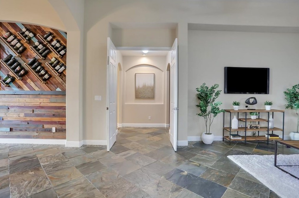 2421 Northumbria Dr, Sanford FL  32771-6494 exterior