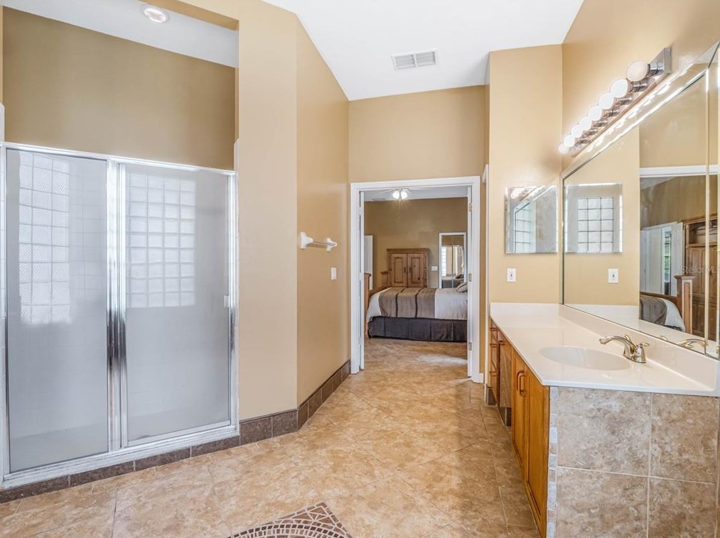 1253 Tadsworth Ter, Lake Mary FL  32746-5336 exterior