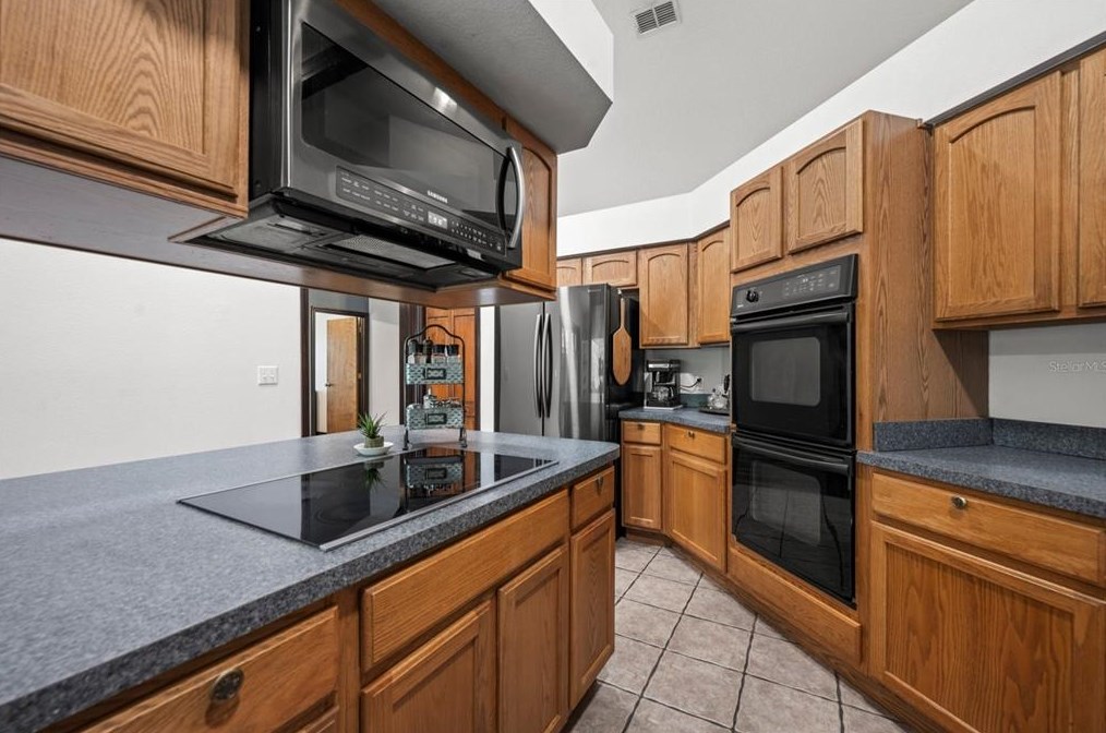 2015 Running Horse Trl, Saint Cloud FL  34771-7314 exterior
