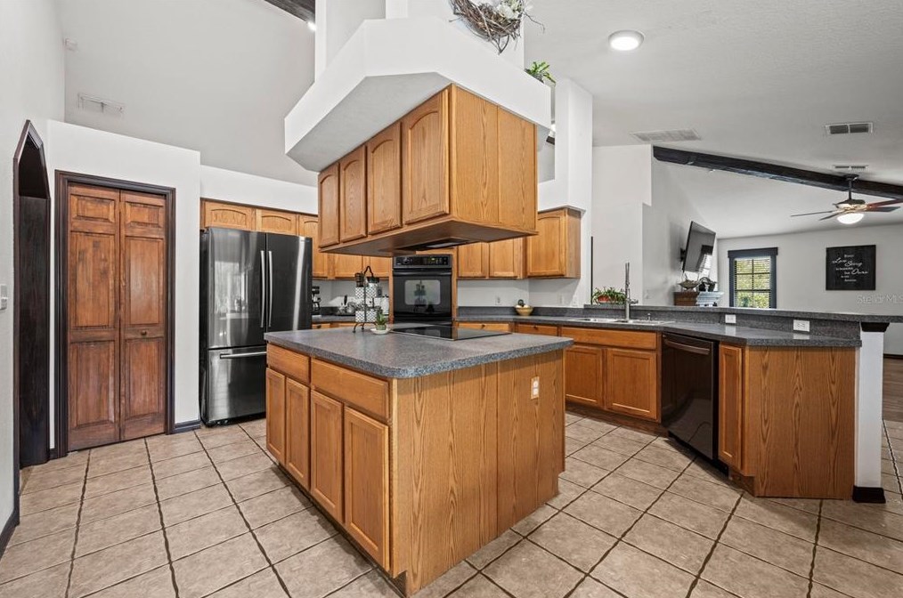2015 Running Horse Trl, Saint Cloud FL  34771-7314 exterior