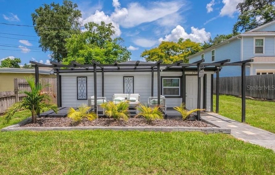 2907 Washington St, Orlando FL  32803-6452 exterior