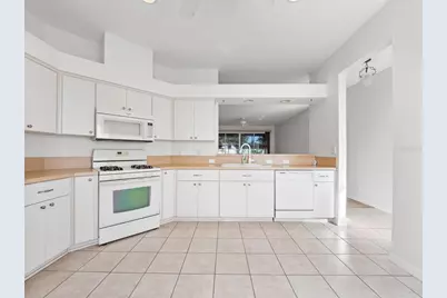 20505 Queen Alexandra Drive, Leesburg, FL 34748 - Photo 3