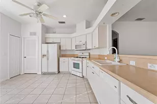 20505 Queen Alexandra Dr, Leesburg, FL 34748 - Photo 5