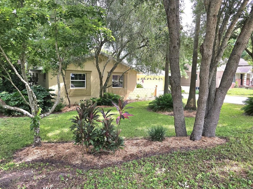 425 E Hillcrest St, Altamonte Springs, FL 32701