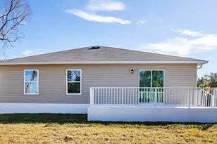 17384 Robinson Ave, Port Charlotte, FL 33948 - Photo 9