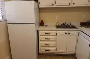 2860 N Powers Dr, Orlando, FL 32818 - Photo 5