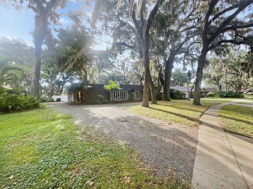 239 Birch Ln, Lakeland FL  33813-3562 exterior