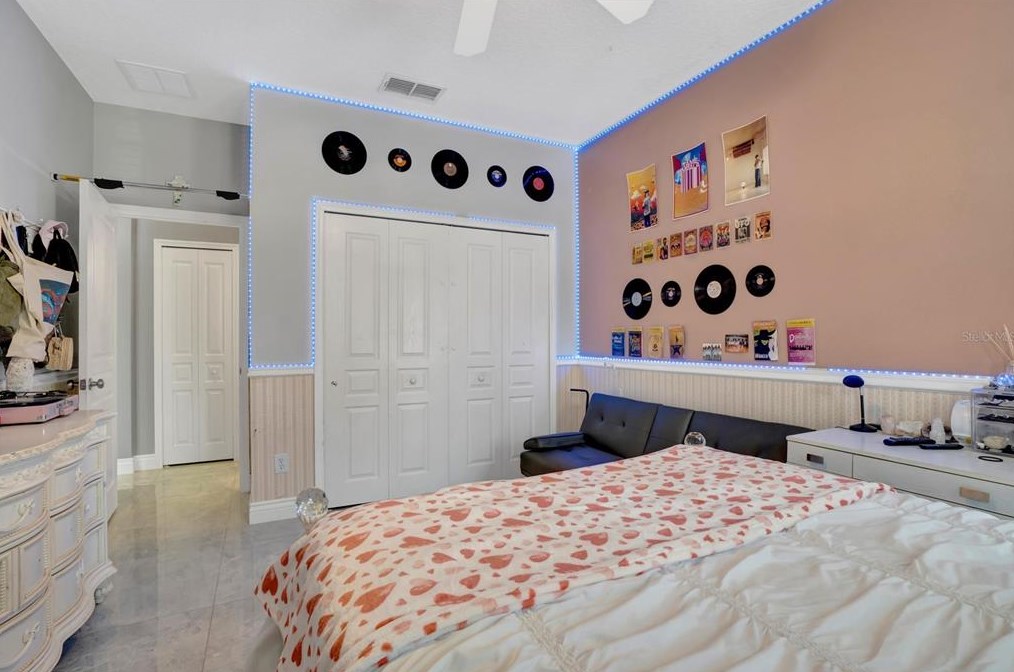 1362 Amaryllis Cir, Orlando FL 32825-7431 exterior