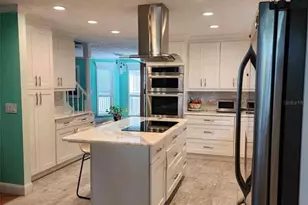 510 Wideview Ave, Tarpon Springs, FL 34689 - Photo 5