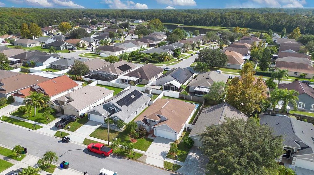 10824 Leader Ln, Orlando FL 32825-7224 exterior