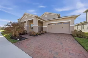 2717 Greenlands St, Saint Cloud, FL 34772 - Photo 1