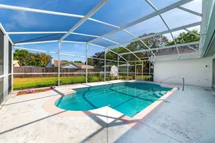 2717 Bayview Dr, Eustis, FL 32726 - Photo 15