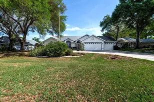 2717 Bayview Dr, Eustis, FL 32726 - Photo 3