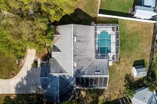 2717 Bayview Dr, Eustis, FL 32726 - Photo 17