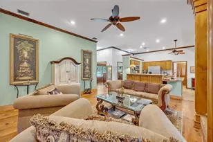 2075 Genova Dr, Oviedo, FL 32765 - Photo 9