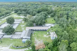 2075 Genova Dr, Oviedo, FL 32765 - Photo 39