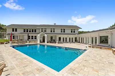 9043 Silver Lake Drive, Leesburg, FL 34788 - Photo 1