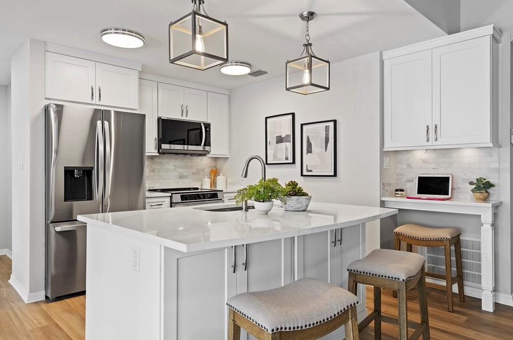 3037 Nicholson Dr, Winter Park FL 32792-7546 exterior