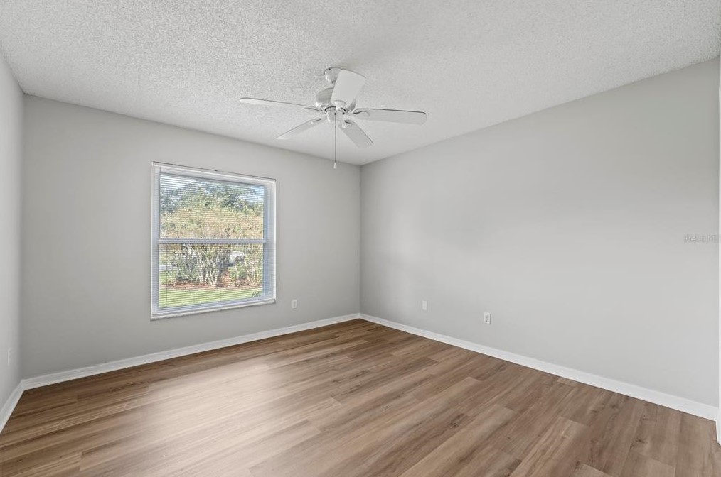 3037 Nicholson Dr, Winter Park FL 32792-7546 exterior