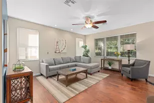 226 W Tarrington Dr, Deland, FL 32724 - Photo 9