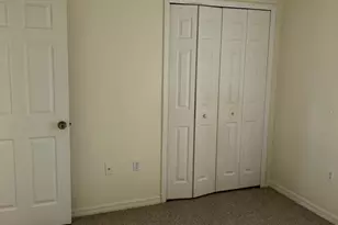 2421 Omaha Dr, Deltona, FL 32738 - Photo 11