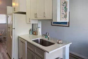 522 Beach Park Ln, Cape Canaveral, FL 32920 - Photo 17