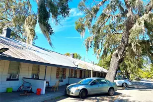 301 S East St, Leesburg, FL 34748 - Photo 3