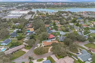 1407 Edgewater Beach Dr, Lakeland, FL 33805 - Photo 31