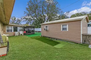 1407 Edgewater Beach Dr, Lakeland, FL 33805 - Photo 25