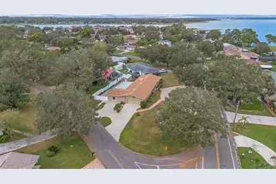 1407 Edgewater Beach Drive, Lakeland, FL 33805 - Photo 29