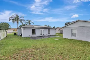 1053 E Hancock Dr, Deltona, FL 32725 - Photo 31