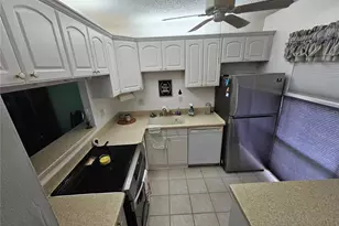 721 S Beach St, Daytona Beach, FL 32114 - Photo 5