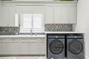 10331 Los Feliz Dr, Orlando, FL 32836 - Photo 47