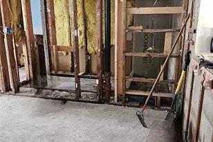 5400 Circle Dr, Weeki Wachee, FL 34607 - Photo 13