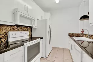 6214 Stevenson Dr, Orlando, FL 32835 - Photo 9